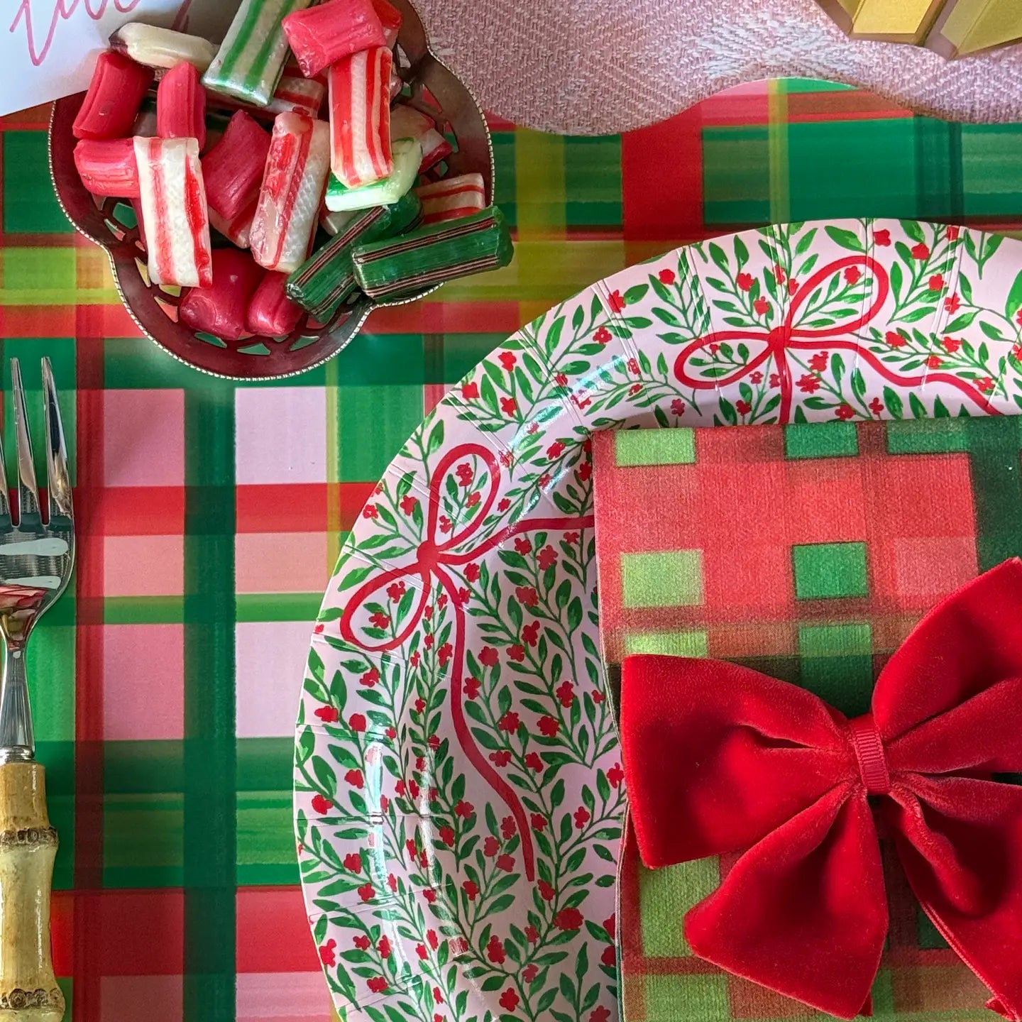 Holiday Bow Garden Dinner Plates