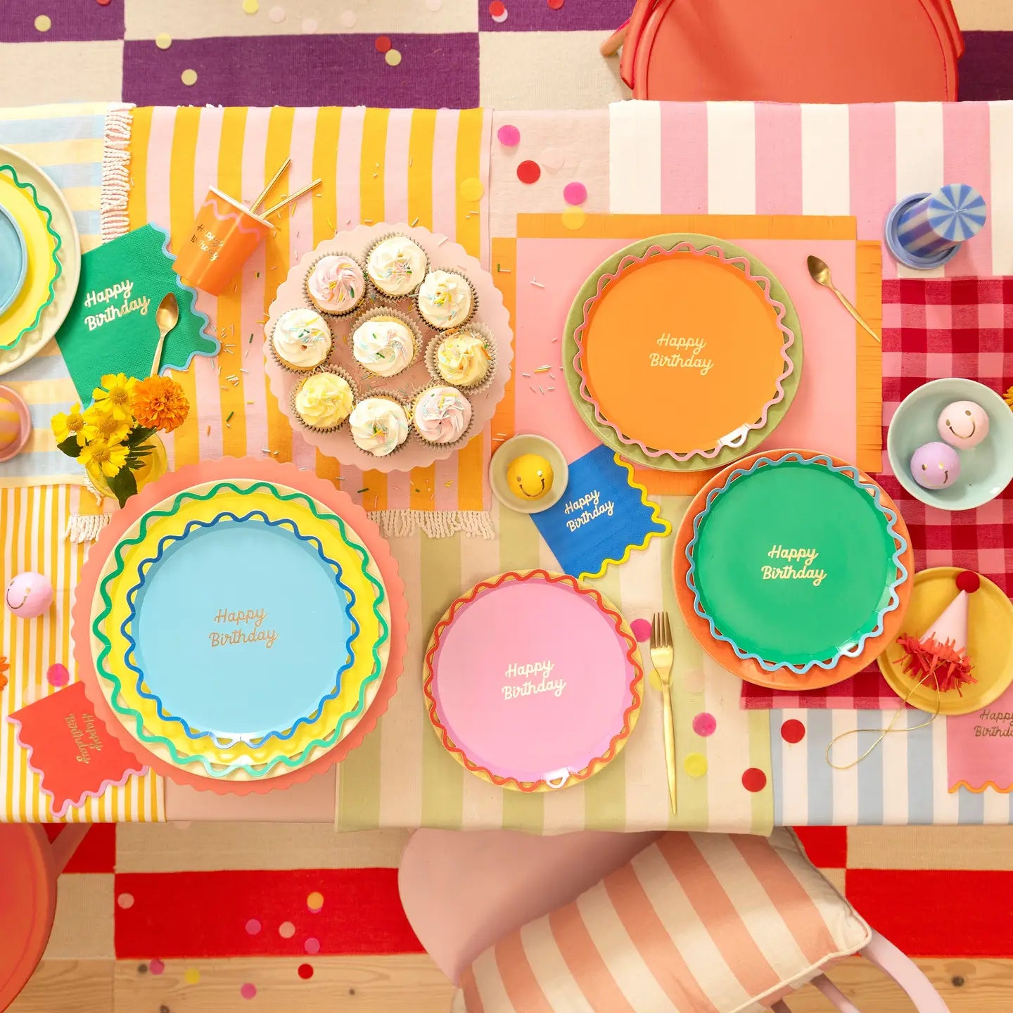 Wiggle Edge Birthday Small Napkins