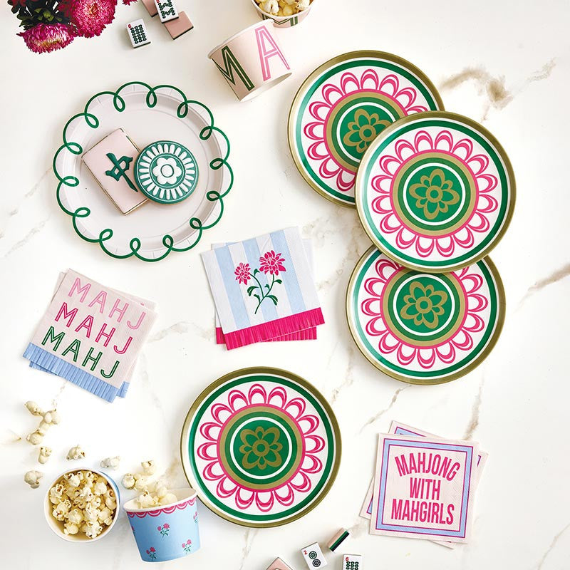 Green Detail Scalloped Plates