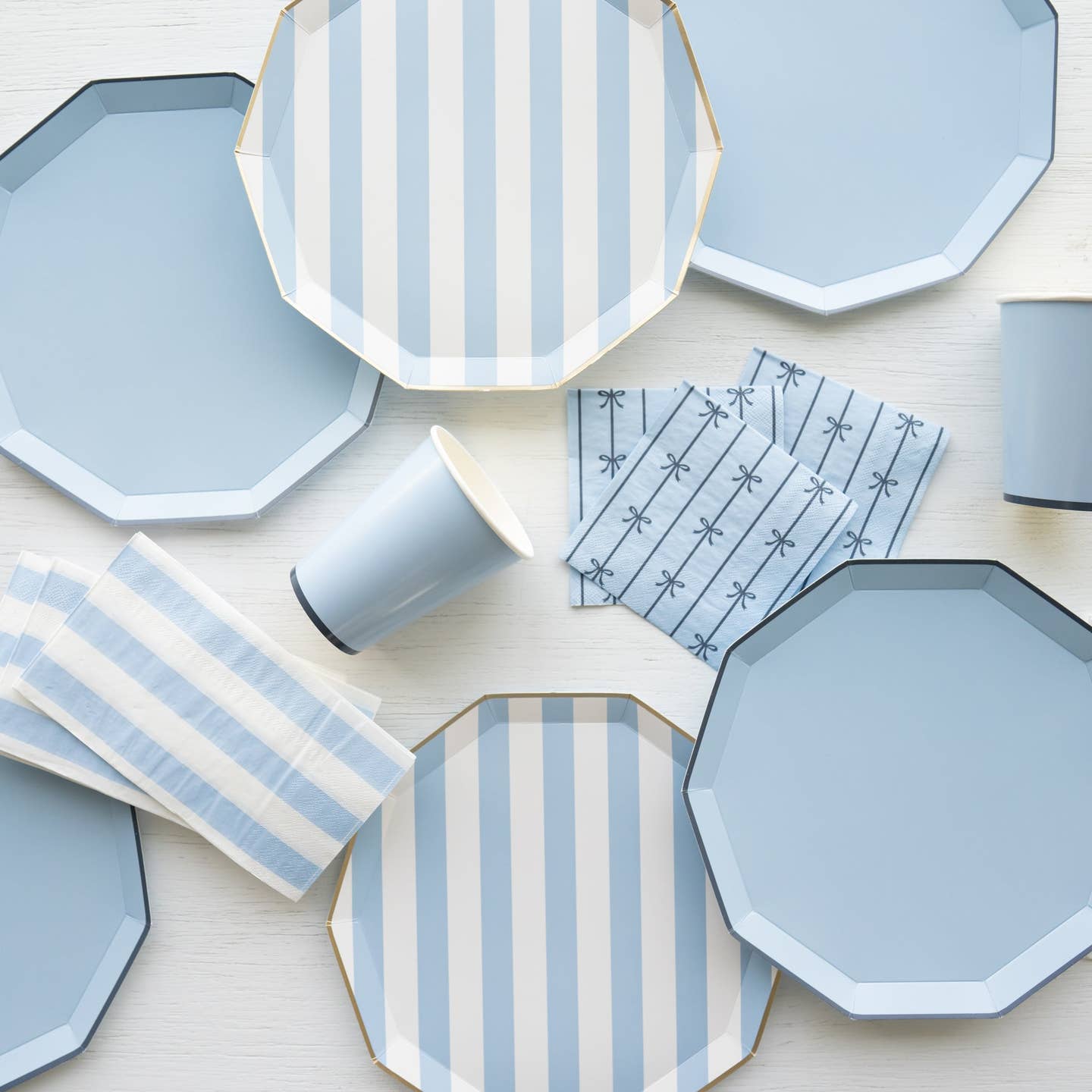 Sky Blue Signature Bow Large Napkins