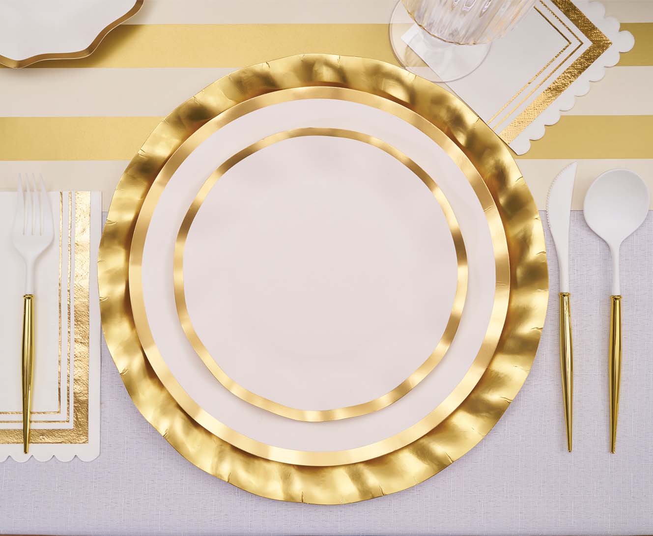White Wavy Dinner Plates