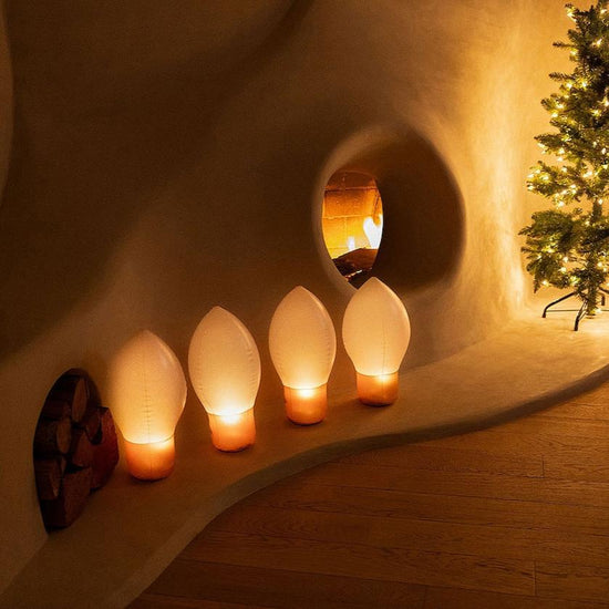 Light Up Holiday Bulbs, 2 pack