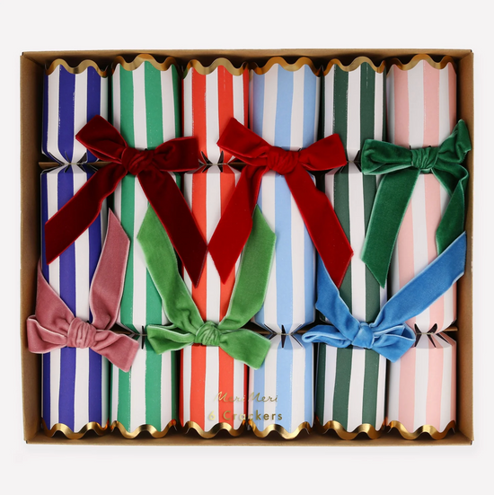 Load image into Gallery viewer, Stripe Velvet Bow Crackers
