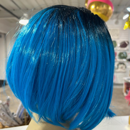 Load image into Gallery viewer, Bright Blue Ombre Bob Wig
