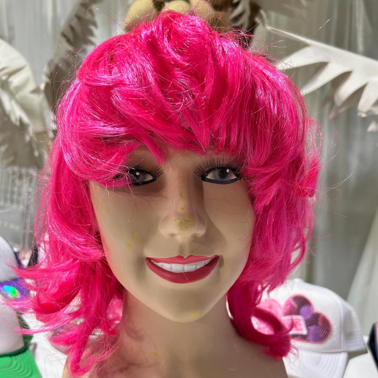 Load image into Gallery viewer, Hot Pink Bob Wig
