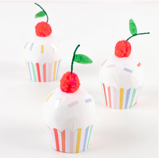 Cupcake Surprise Balls